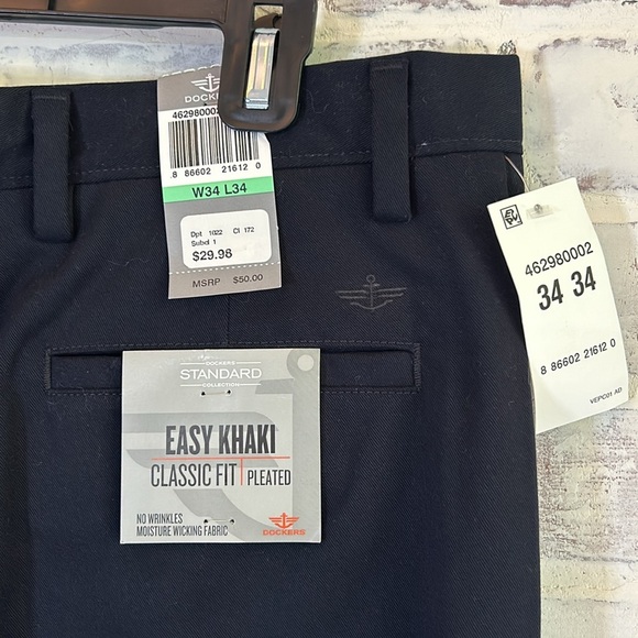 NWT Dockers Men’s Black Easy Khaki Classic Fit Pleated Pants 34 x 34 - Picture 5 of 5